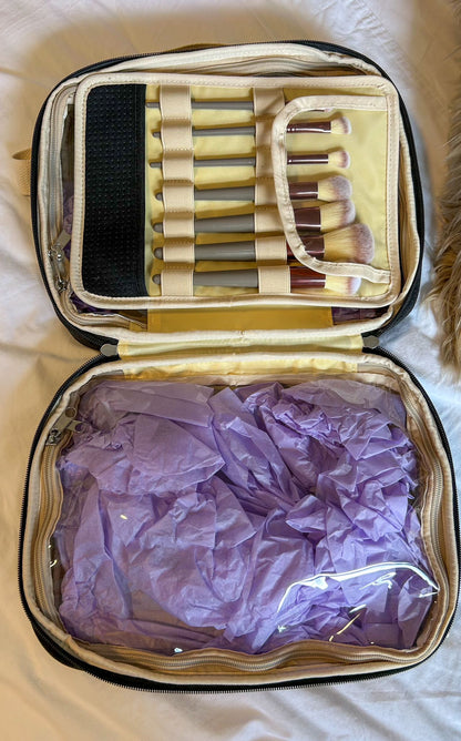 VIAJE MAS BLACK AND BEIGE MAKEUP TRAVEL BAG